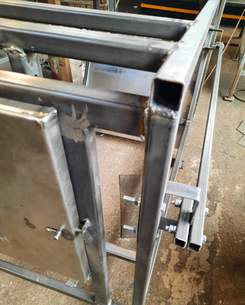 Confectii metalice 01.png